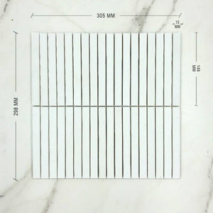 Kit Kat Thassos Finger Mosaic 148×15 Dimension