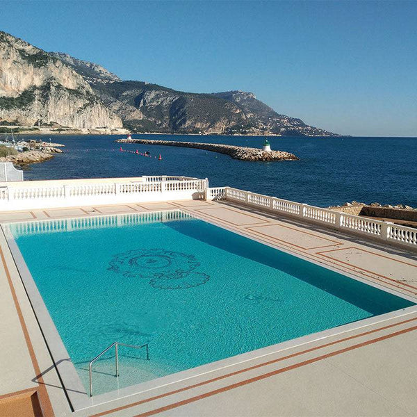 Fosfo Argo Glass Mosaic Pool Tile - Stone and Tile Projects