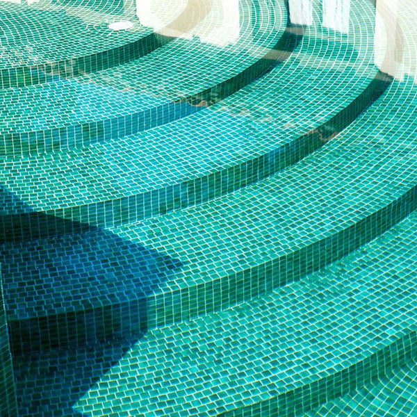 Niebla 2586-B Green Glass Mosaic Pool Tile - Stone and Tile Projects