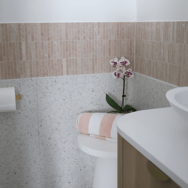 Fine Grain White Terrazzo STP-07 - Stone and Tile Projects 
