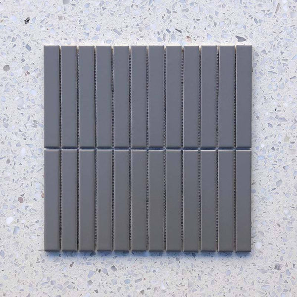 Kit Kat Grigio Finger Mosaic 145x22