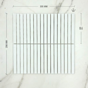 Kit Kat Thassos Finger Mosaic 148×15 Dimension