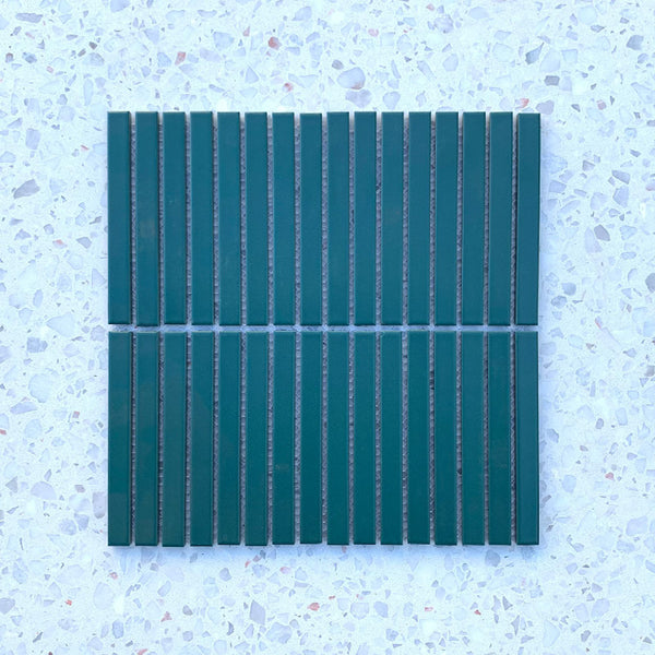 Slim Kit Kat Moss Green Mosaic 145x15