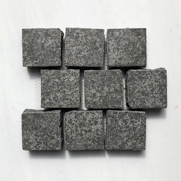 RAVEN BLACK FLAMED COBBLESTONE GRANITE BRICK PATTERN