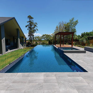 Shell Grey 20 mm Porcelain Paver Project Photo