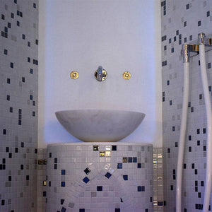 Fosfo Draco Glass Mosaic Pool Tile - Stone and Tile Projects 